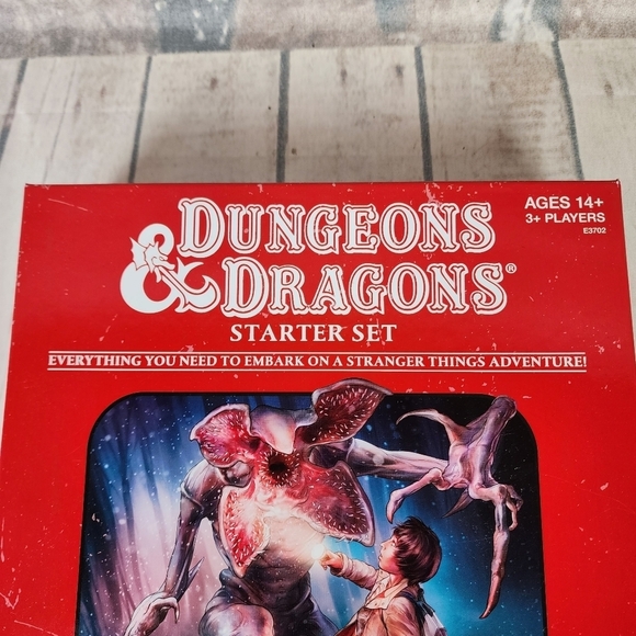 Stranger Things Dungeons & Dragons Starter Set D&D Role-playing  Game 2018 - Picture 3 of 16